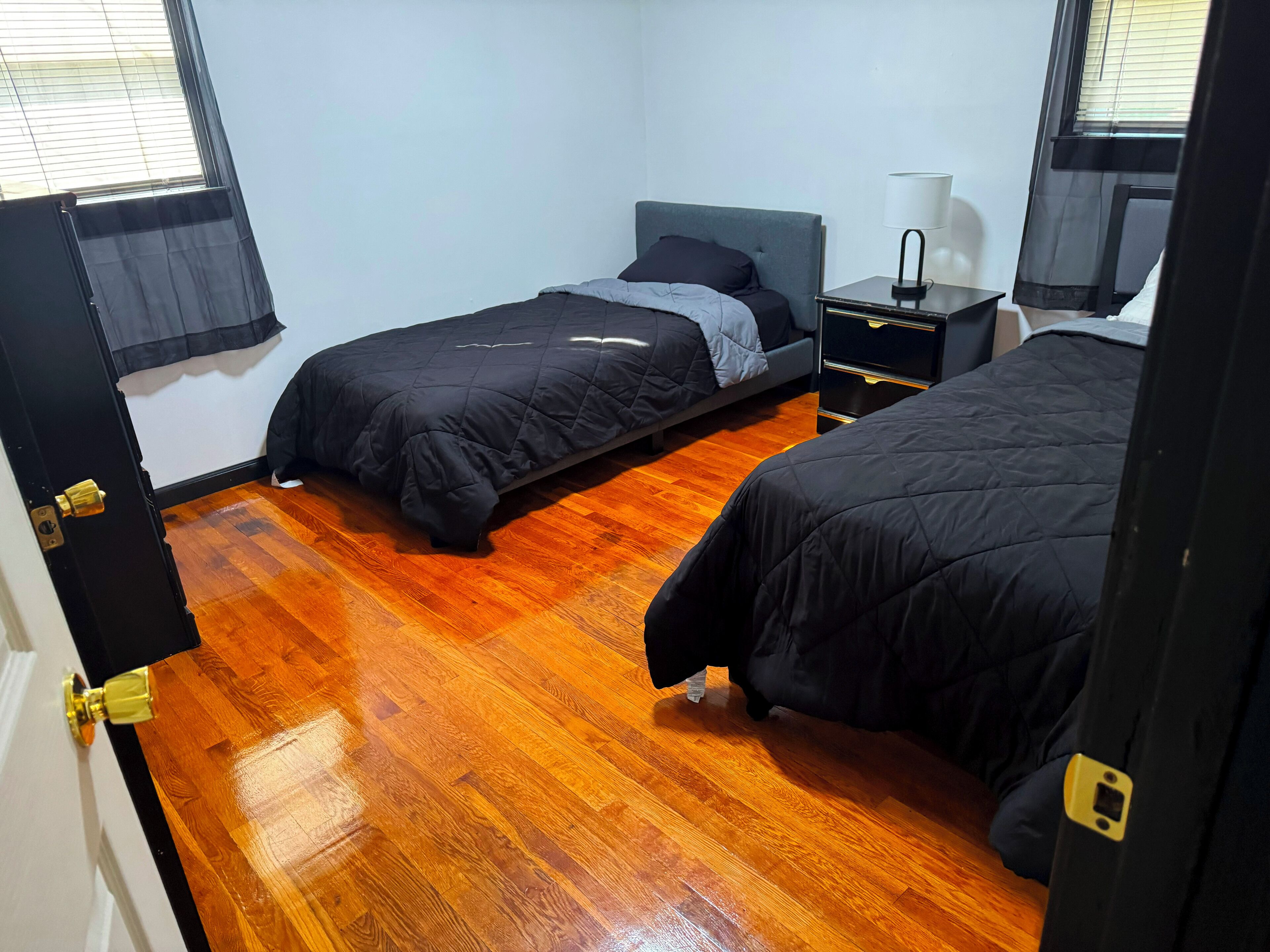 3 chambres, bureau, fer et planche à repasser, Wi-Fi gratuit