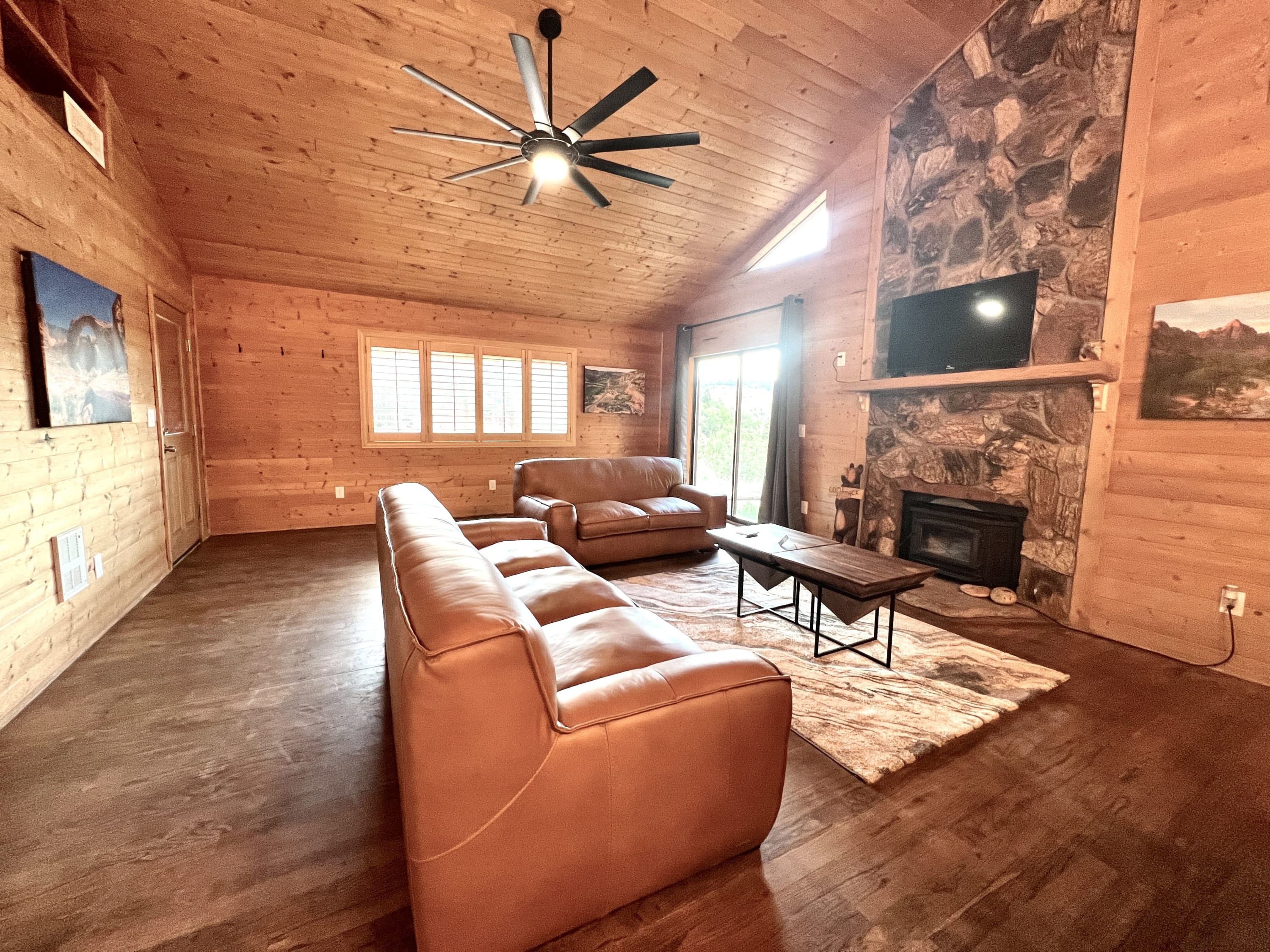 Private 3br Cabin Near Zion With Red Rock Views - Utah