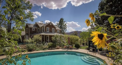 Sunflower Hill Inn