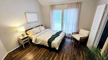 4 bedrooms, travel cot, free WiFi, bed sheets