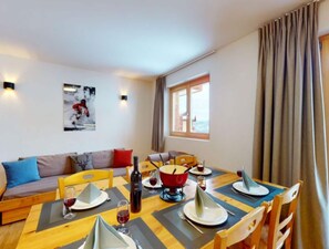 Apartment | Living room - Amazing Apartment With Parking (Nendaz)