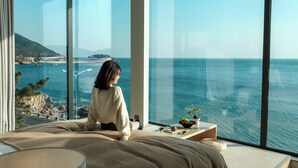ห้องลักซ์ชัวรี่ดับเบิล, วิวทะเล, ริมทะเล