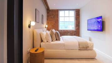 2 quartos, ferros/tábuas de passar roupa, Wi-Fi, roupa de cama