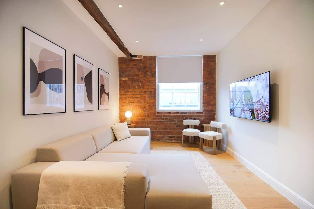 Télévision, espaces bureaux