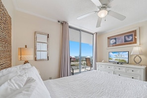 2 bedrooms, WiFi - 2BR Boat Friendly Condo Updated Pool Beach Access (Gulf Shores)