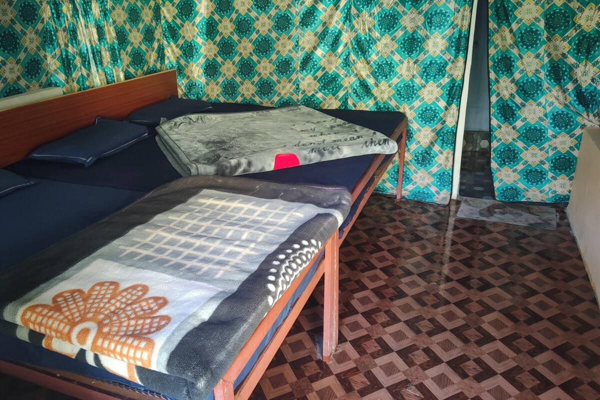 Basic Tent, Balcony, Hill View | WiFi (free)
