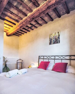 1 chambre, Wi-Fi gratuit, draps fournis