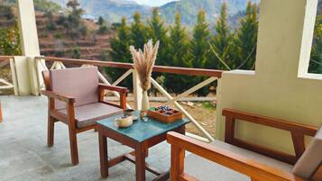 Luxury Room, Mountain View | Terrace/patio