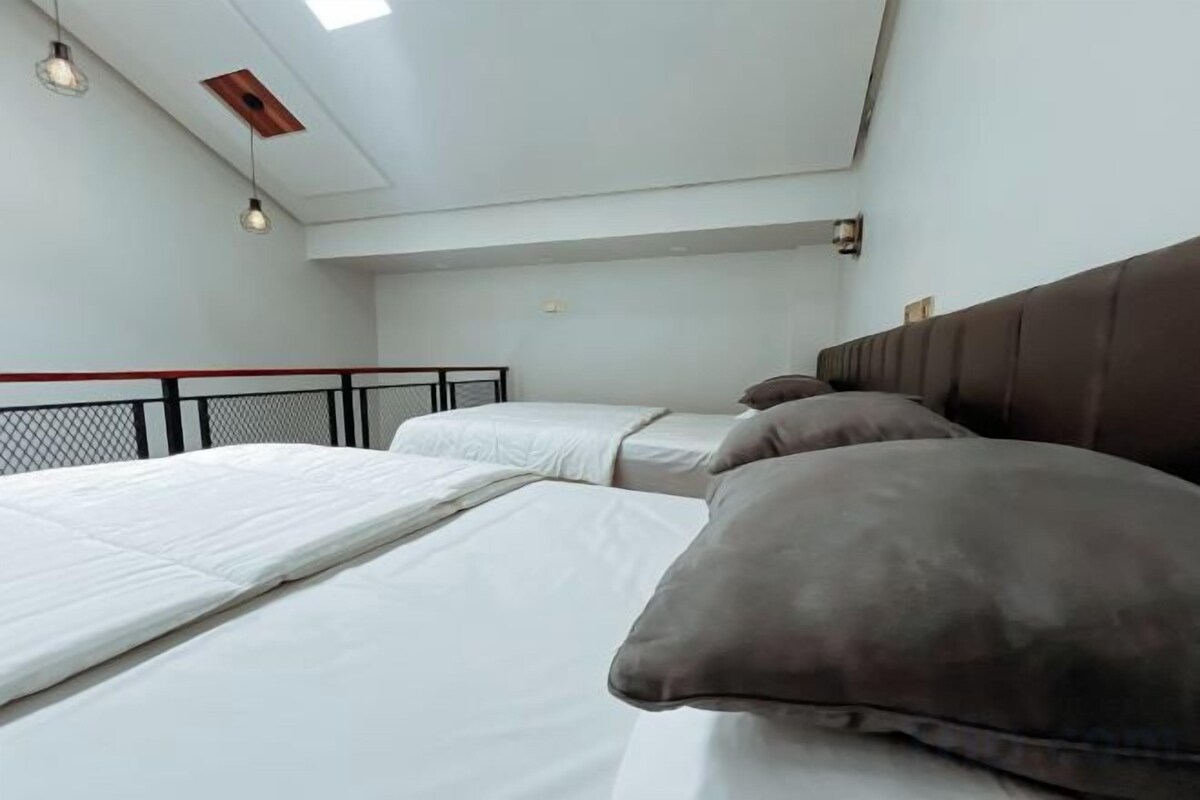 Ferros/tábuas de passar roupa, Wi-Fi de cortesia, roupa de cama