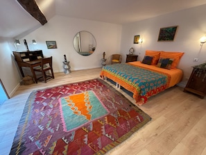 2 habitaciones, cuna de viaje, wifi y ropa de cama 