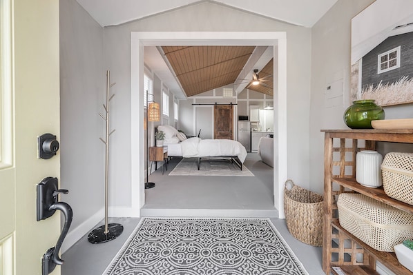 1 chambre, bureau, fer et planche Ă repasser, Wi-Fi gratuit