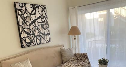 2-bedroom condo in Santa Clarita with WiFi, AC.
