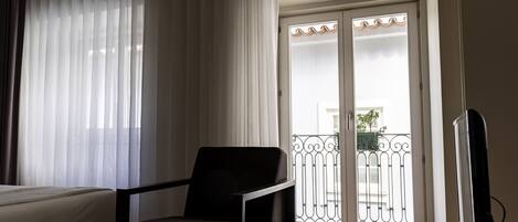 Bügeleisen/Bügelbrett, kostenloses WLAN, Bettwäsche