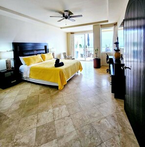 3 bedrooms, iron/ironing board, WiFi, bed sheets - Ocean front -3-bedroom condo in welcoming Playas de Rosarito with WiFi (Playas de Rosarito)