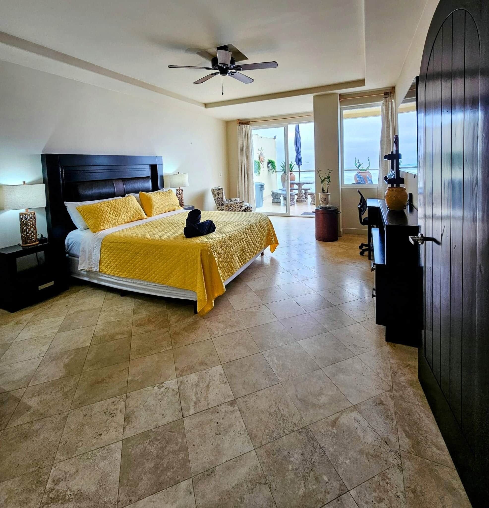 3 dormitorios, tabla de planchar con plancha, wifi y ropa de cama