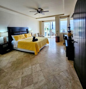 3 soverom, strykejern/-brett, wi-fi og sengetøy