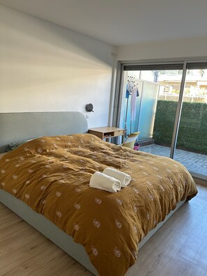2 bedrooms, WiFi, bed sheets - 2 Bedrooms Centre Nice with Terrace  (Nice)