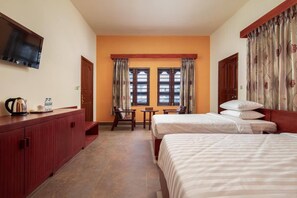 高級雙床房, 陽台, 城市景觀 | 免費無線上網