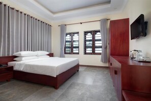 Doppia Deluxe, balcone, vista piscina | Wi-Fi gratuito