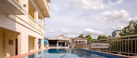 Alberca al aire libre