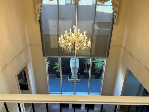 Luxury house with 5 bedrooms, pool and spa