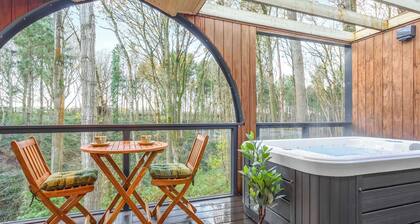 Honeysuckle Treehouse