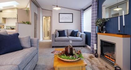 Deluxe modern and contemporary luxury lodge perfect for a relaxing escape.