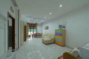 Interior - RELAX MAGIC. (Salerno)