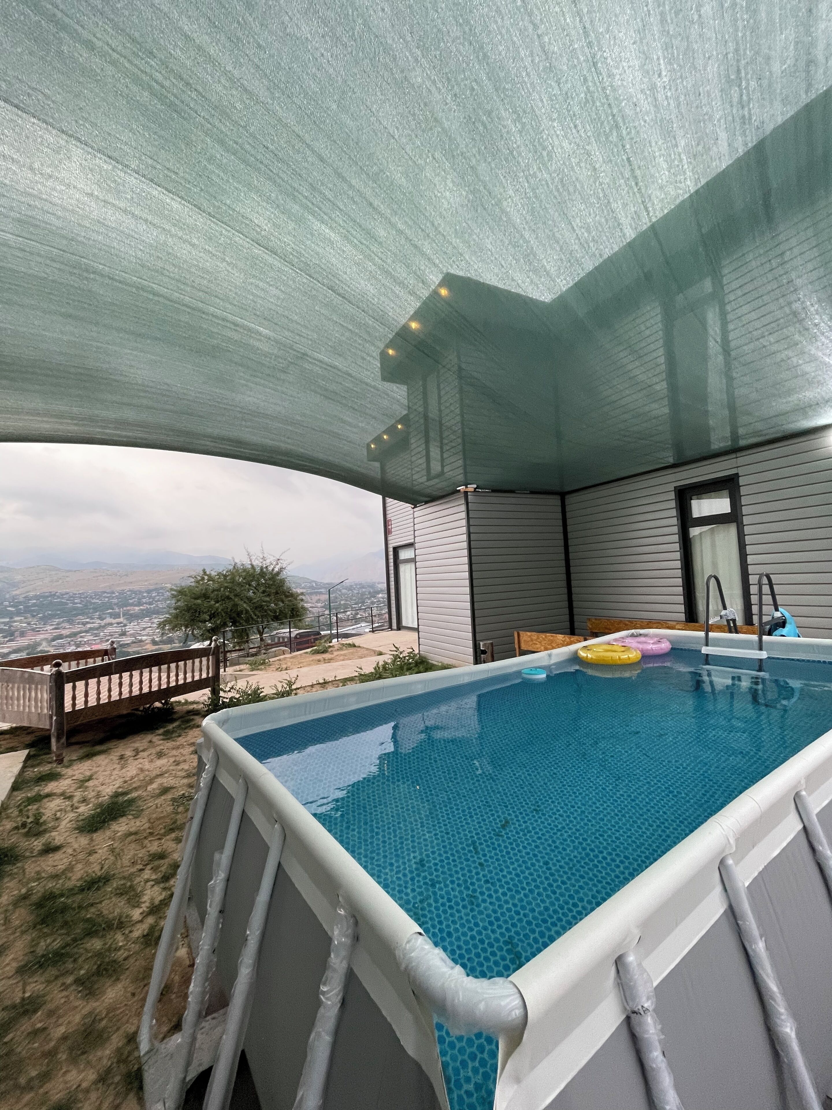 Family Cottage, Mountain View | Living area | 32-inch LED TV with cable channels, printers