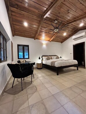 Luxury Double Room, Garden View