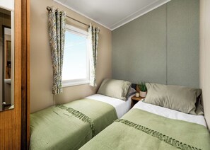 Bedroom, Bed, House - 1 bedroom accommodation in Orby (Orby)