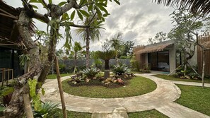 Deluxe Room, 1 King Bed, Garden View | Terrace/patio - Widji Garden Villa (Pecatu)