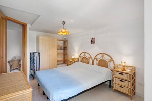 1 quarto, ferros/tábuas de passar roupa, Wi-Fi de cortesia