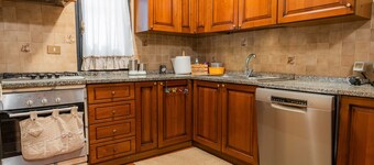 Holiday Home 'Stella' with Private Terrace, Private Garden and Wi-Fi