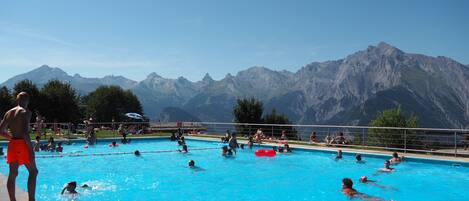 アパートメント | プール