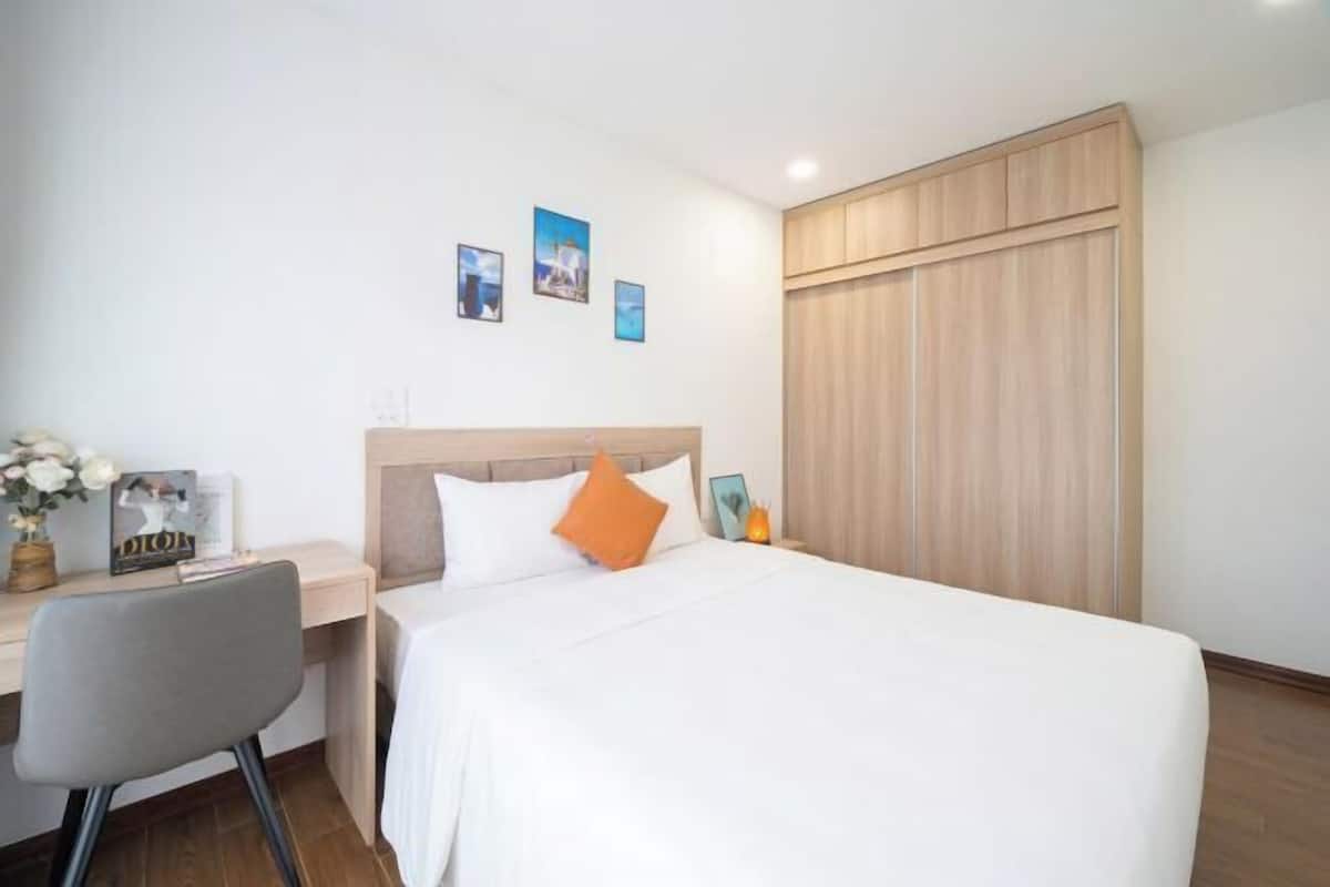 2 dormitorios, ropa de cama de alta calidad, minibar y escritorio