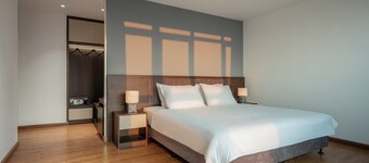 Luxe Paradise Premium Hotel Nguyen Khac Hieu