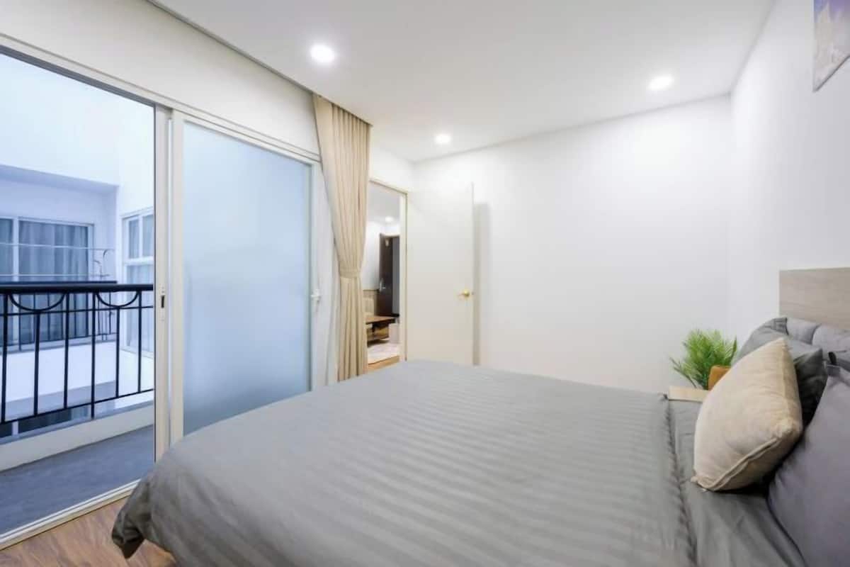 2 dormitorios, ropa de cama de alta calidad, minibar y escritorio
