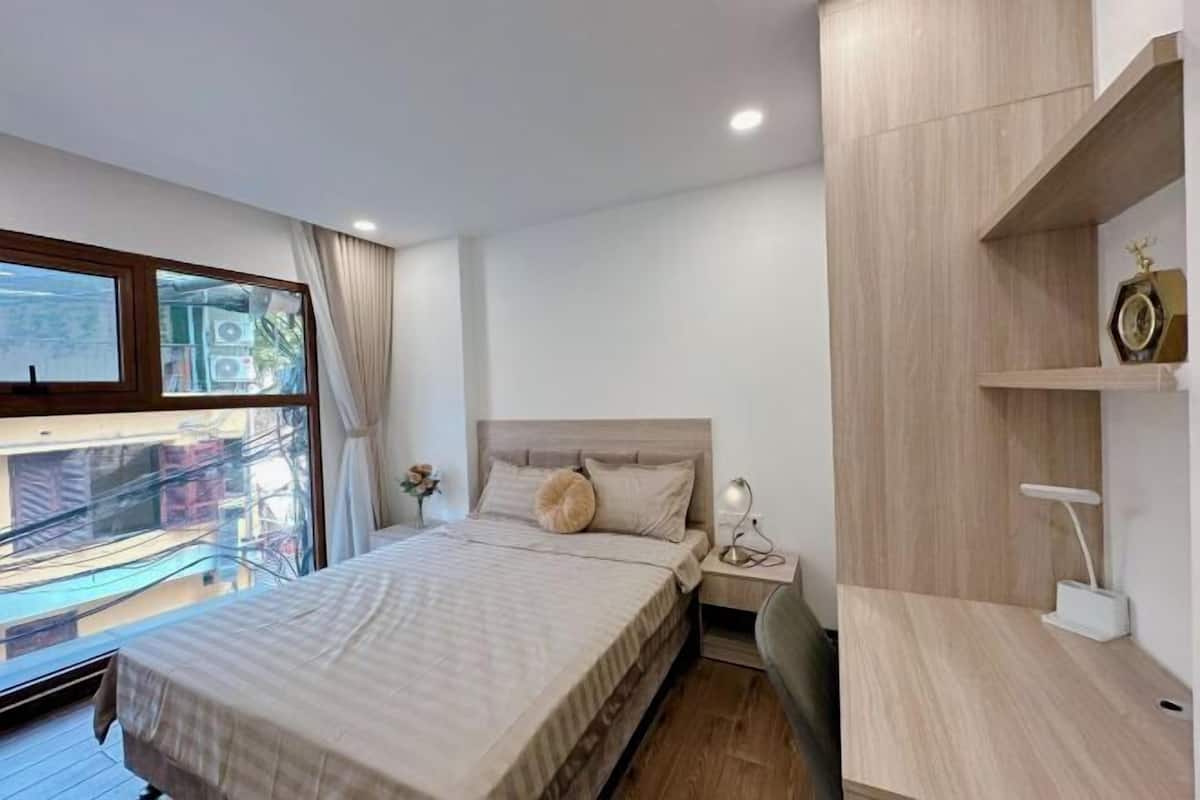 2 dormitorios, ropa de cama de alta calidad, minibar y escritorio