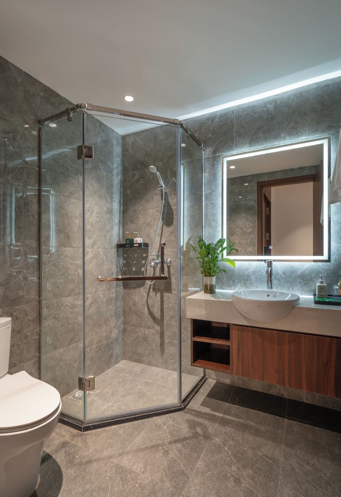 Kamar Keluarga, Beberapa Tempat Tidur | Kamar mandi | Shower, pancuran hujan, perlengkapan mandi gratis, dan pengering rambut