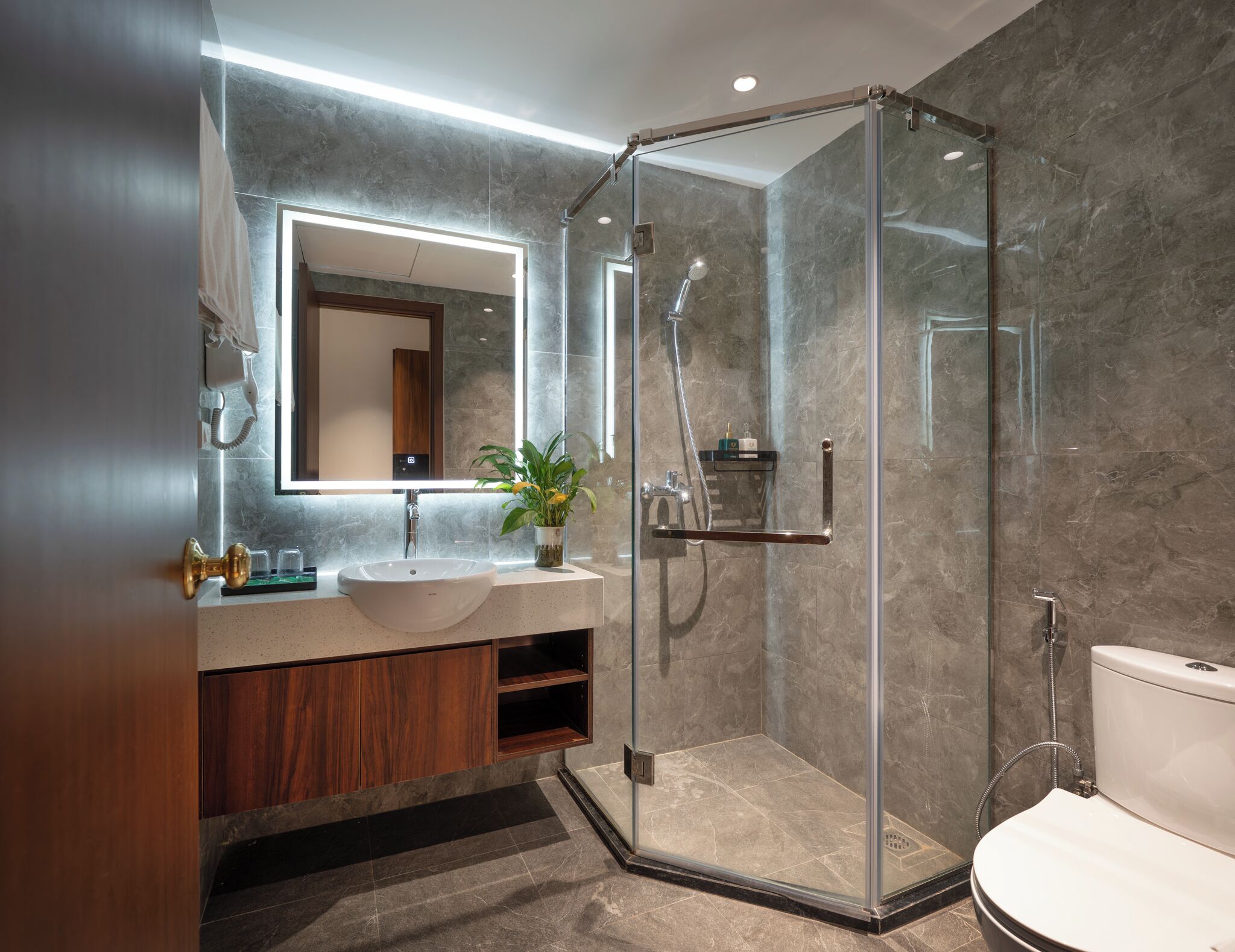 Photo - Luxe Paradise Premium Hotel