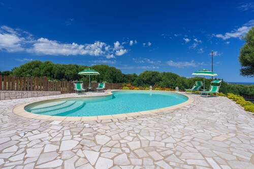 Apartment 'Stella Marina Piscina E Vista Mare' with Sea View, Wi-Fi and Air Conditioning
