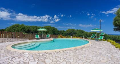 Apartment 'Stella Marina Piscina E Vista Mare' with Sea View, Wi-Fi and Air Conditioning