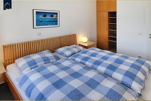 1 室のベッドルーム、WiFi (無料)