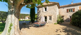 Guest House 'Mas De Charme' with Private Pool, Private Garden and Wi-Fi