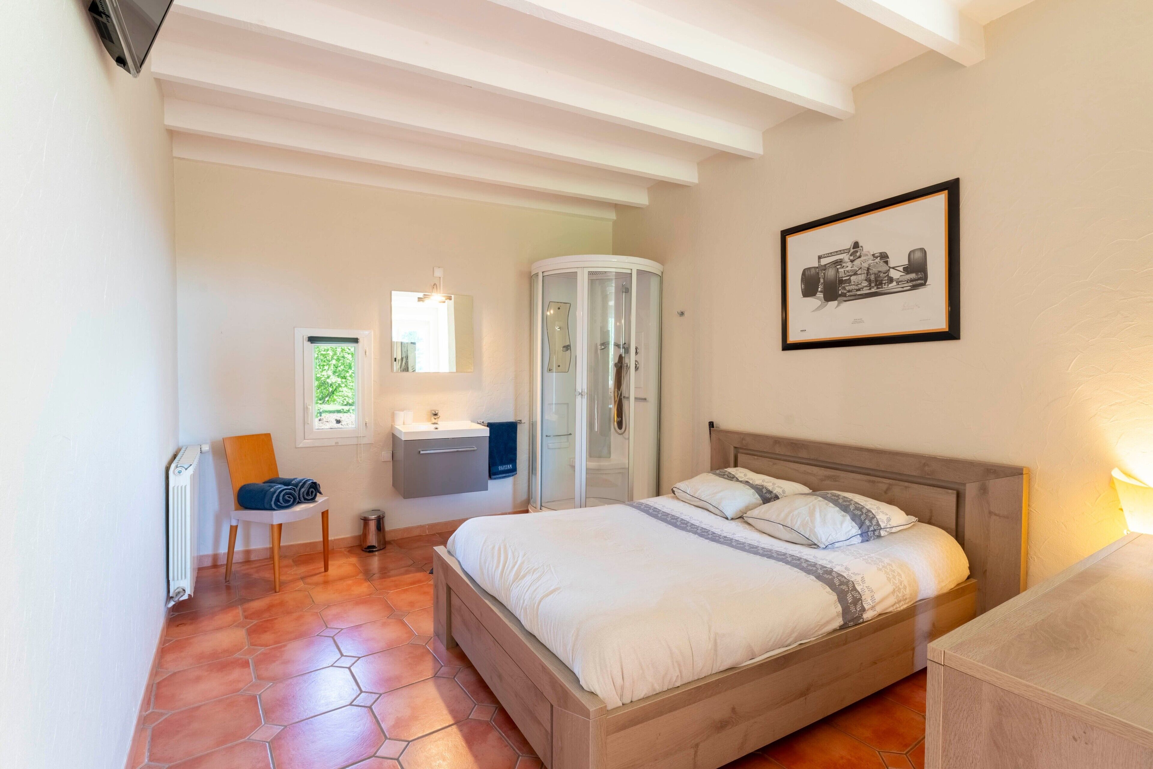 4 sovrum, gratis wi-fi och sängkläder