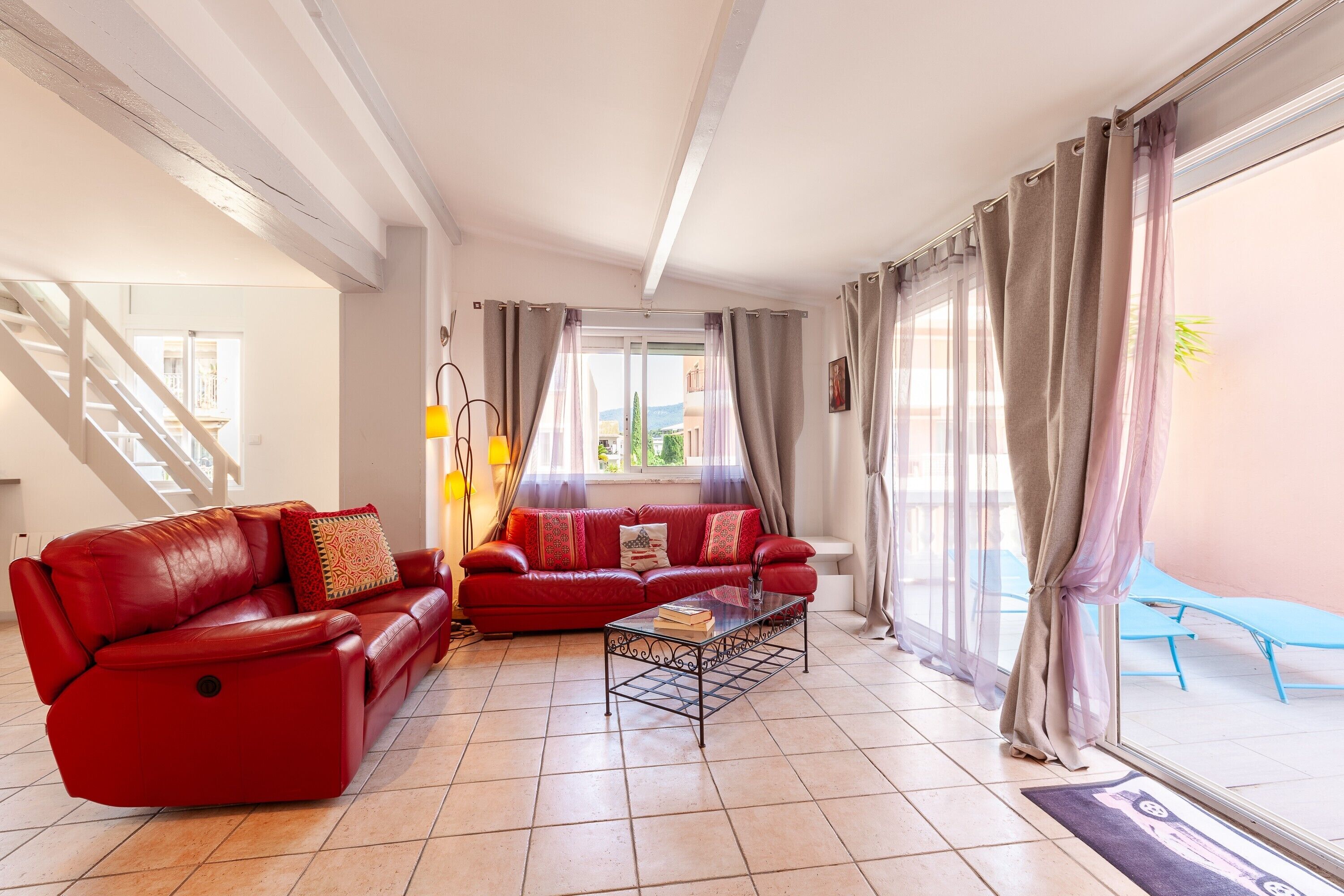 Appartement Spacieux Avec Terrasse Privée Et Wi-fi - Sanary-sur-Mer