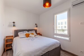 1 bedroom, iron/ironing board, free WiFi, bed sheets