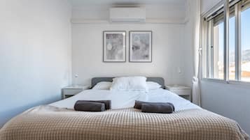 2 slaapkamers, een strijkplank/strijkijzer, gratis wifi, beddengoed