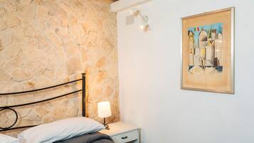 2 habitaciones, tabla de planchar con plancha y wifi gratis